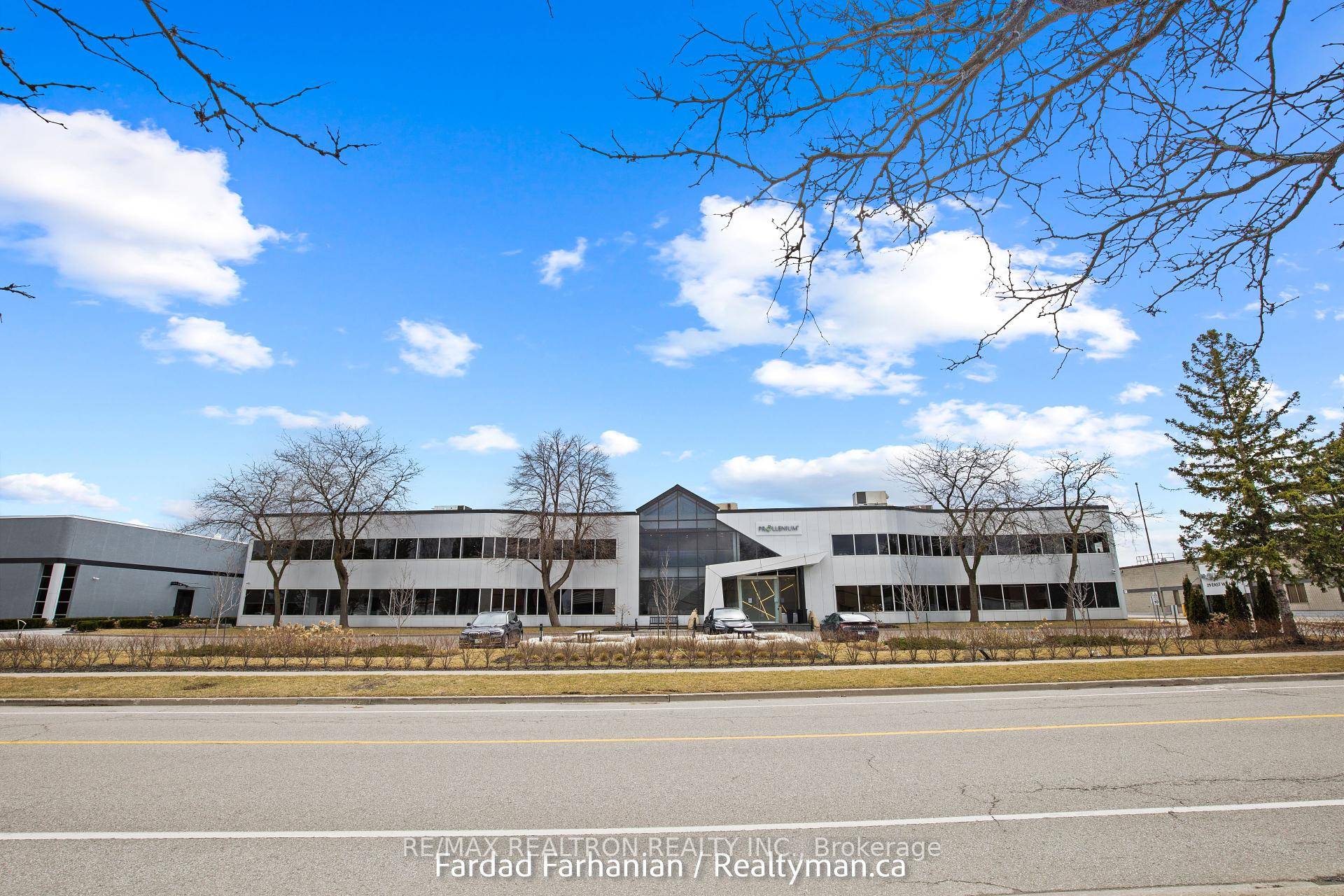 Exceptional Opportunity Modern Life Sciences or Advanced Manufacturing Facility, Incredible opportunity to acquire a fully renovated, high performance research and manufacturing facility located in the heart of Richmond Hills prestigious ...