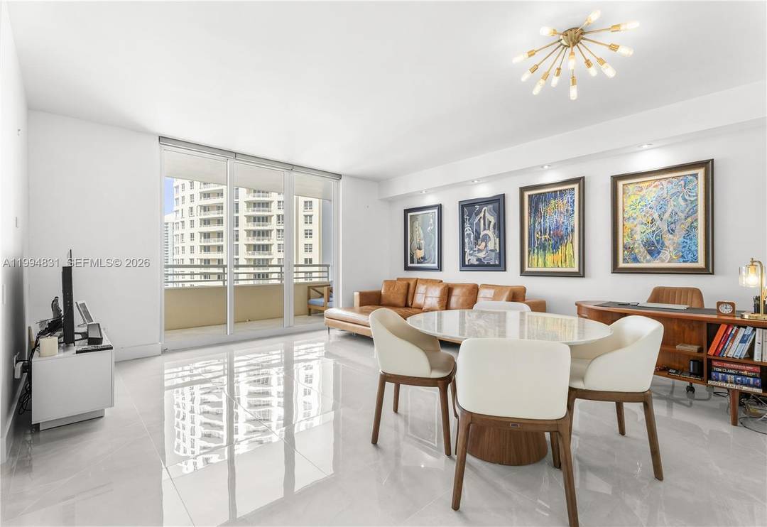 Discover your dream home in the heart of Brickell !