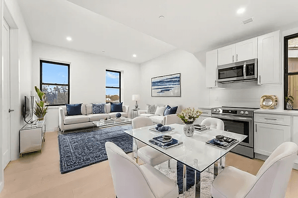 Newly Renovated 3 Bedroom, 2 Bath Apartment with Private Rooftop Terrace Discover modern living in this beautifully renovated 3 bedroom, 2 bathroom apartment, perfectly situated just moments away from Prospect ...