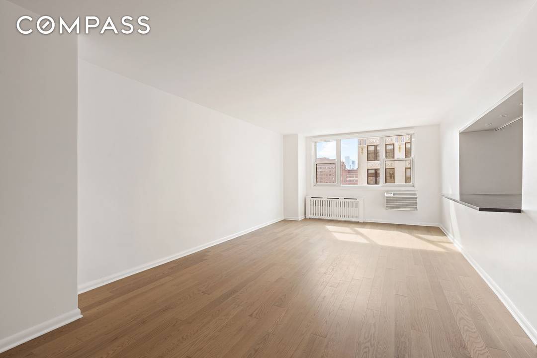 ALL OPEN HOUSES ARE BY APPOINTMENT ONLY Residence 12P at The Vermeer is a bright, south facing one bedroom with excellent natural light and open city views stretching to the ...