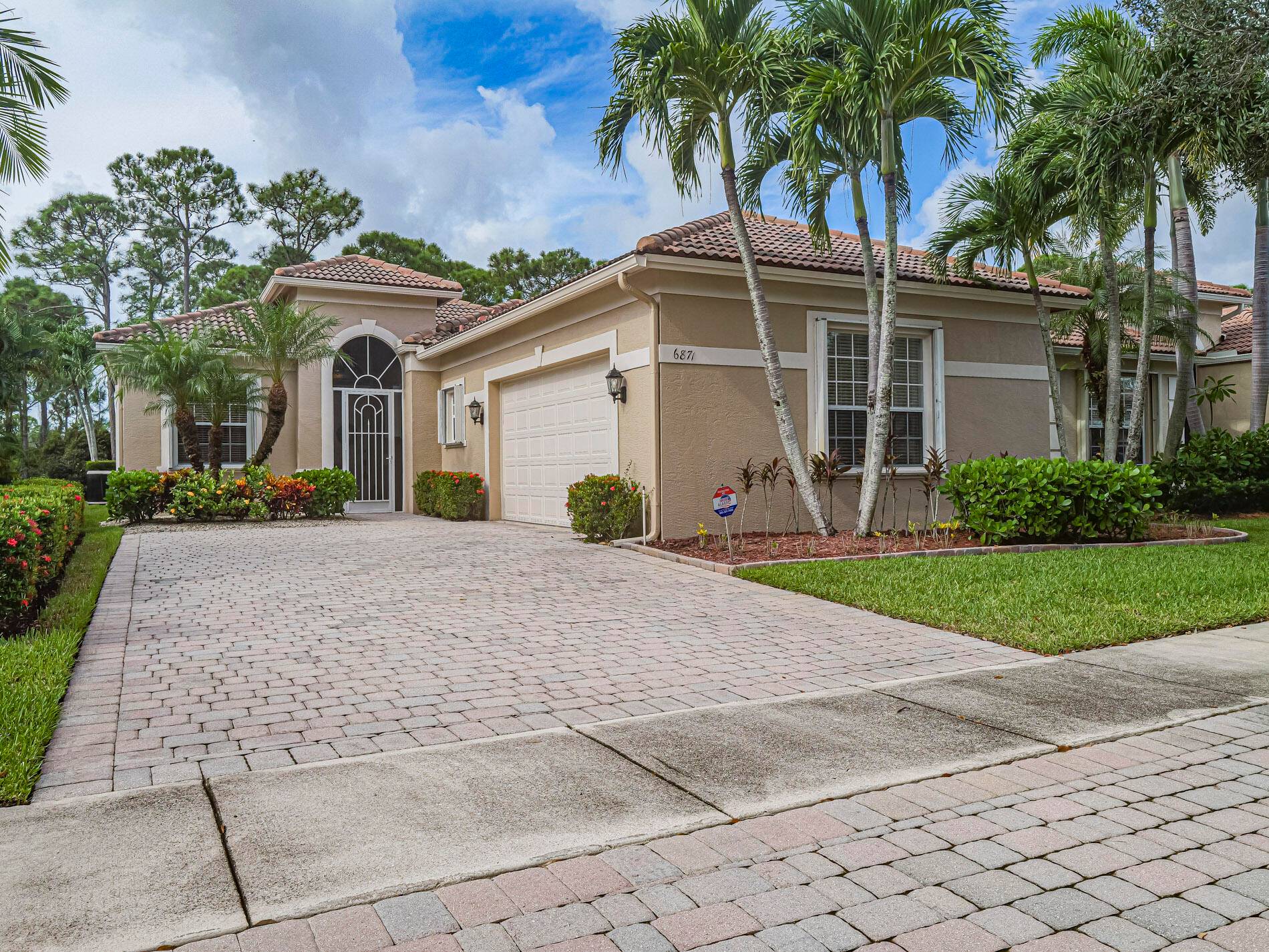 This exceptional 3 bedroom, 2 bathroom screened Pool home with Den in an amazing community.