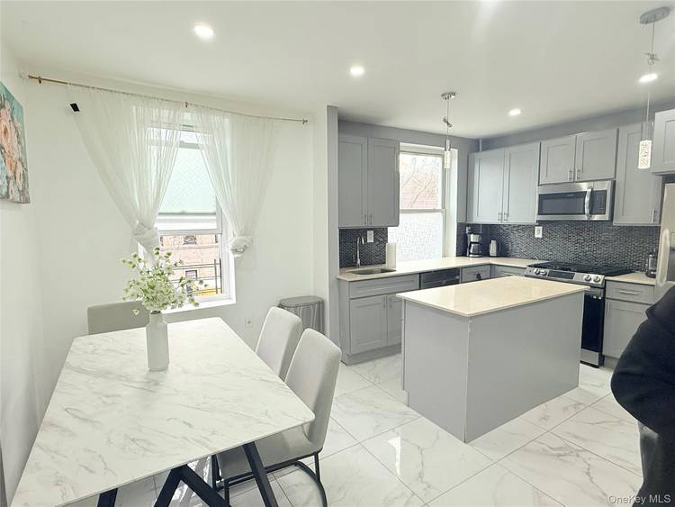 Welcome to this spacious second floor apartment at 220 Rogers Avenue !