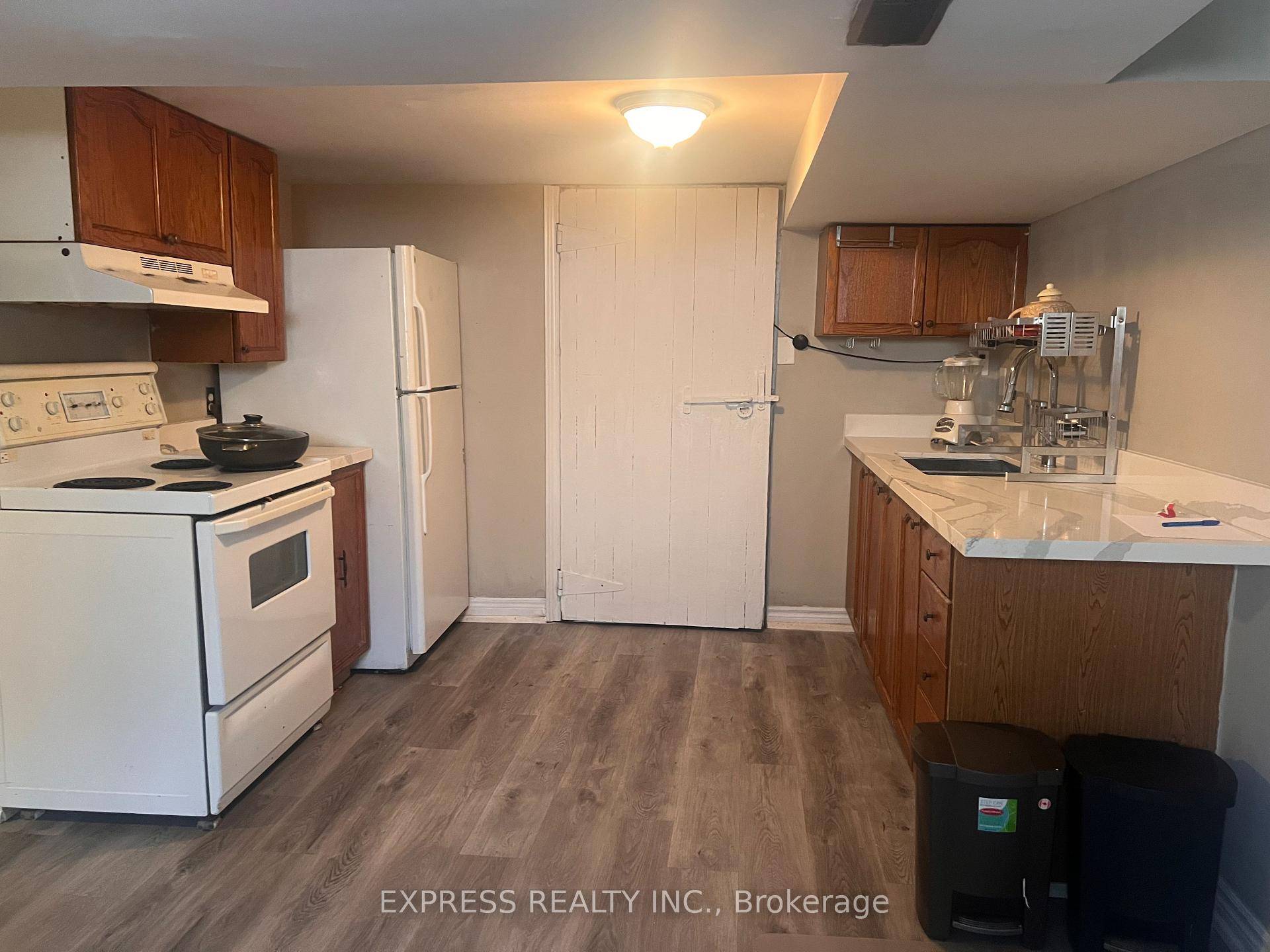 Renovated amp ; Freshly Painted For Lease In An Excellent Location.