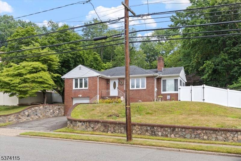Your search ends here ! Situated on an 100 X 209 oversized lot, this move in ready brick ranch surely will not disappoint !