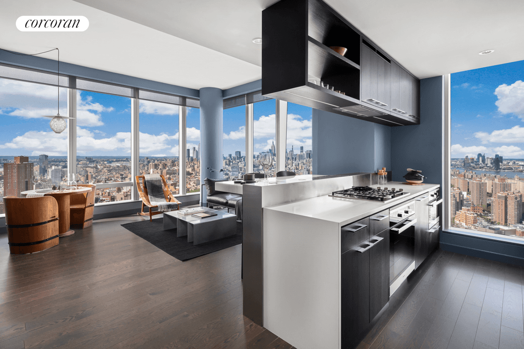 ONE MANHATTAN SQUARE OFFERS ONE OF THE LAST 20 YEAR TAX ABATEMENTS AVAILABLE IN NEW YORK CITY Sponsor Incentive FOR A LIMITED TIME ON ALL NEWLY SIGNED CONTRACTS AS OF ...
