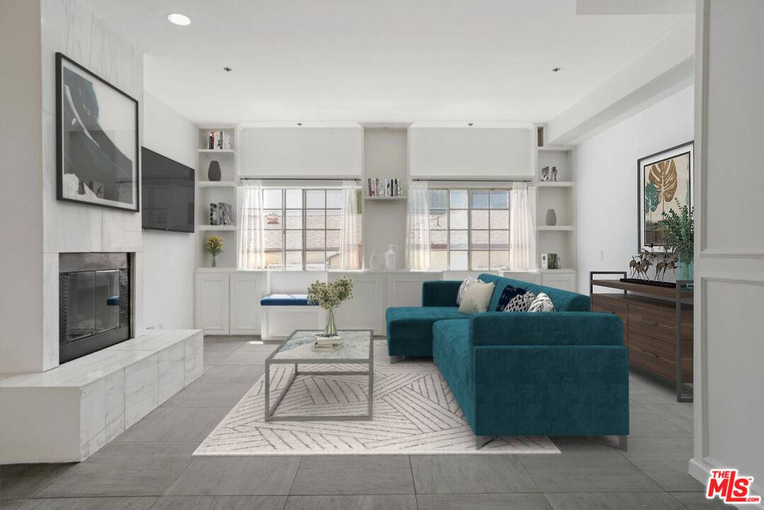 850 N Poinsettia Pl 3BR Hollywood Hills East La