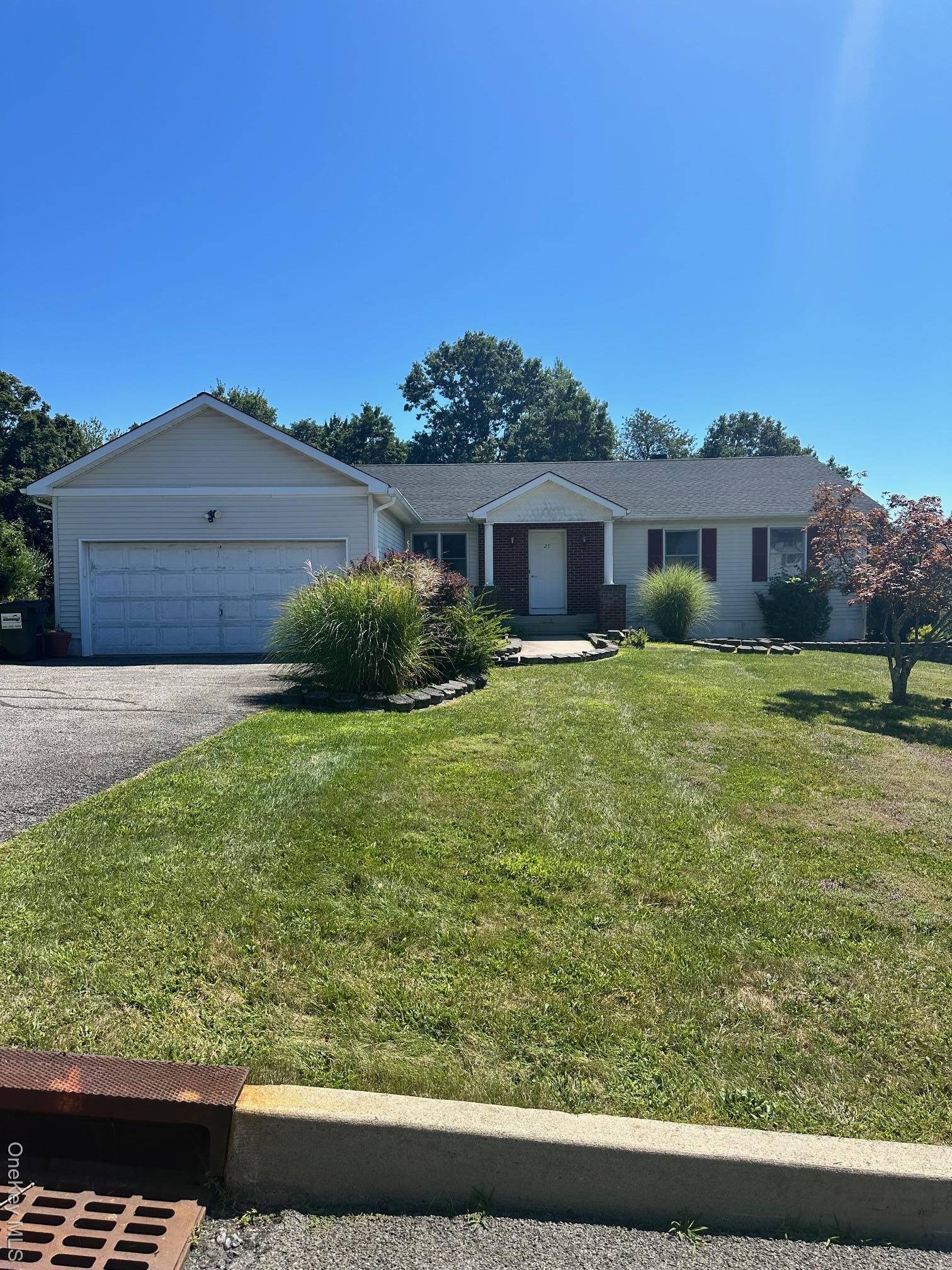 A must see ! ! Welcome home to this lovingly maintained ranch now ready for YOU to call it home !