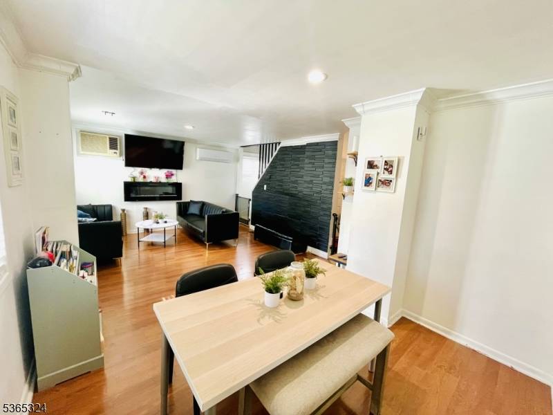Welcome to the desirable Athenia section of Clifton, where you can find this lovely 3bd 1.