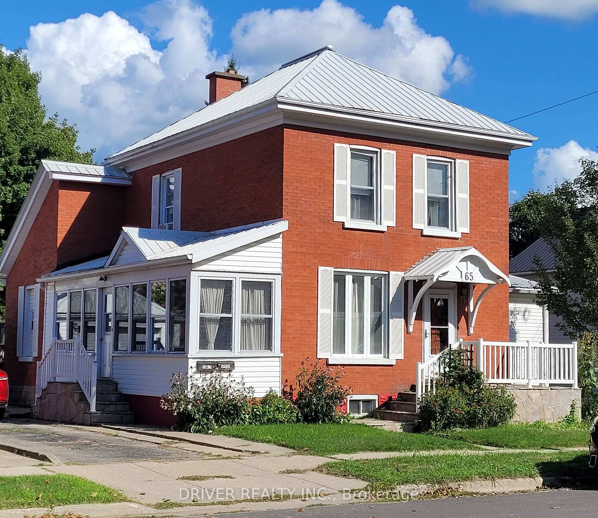 SOON to be vacant ! Set your own rents !