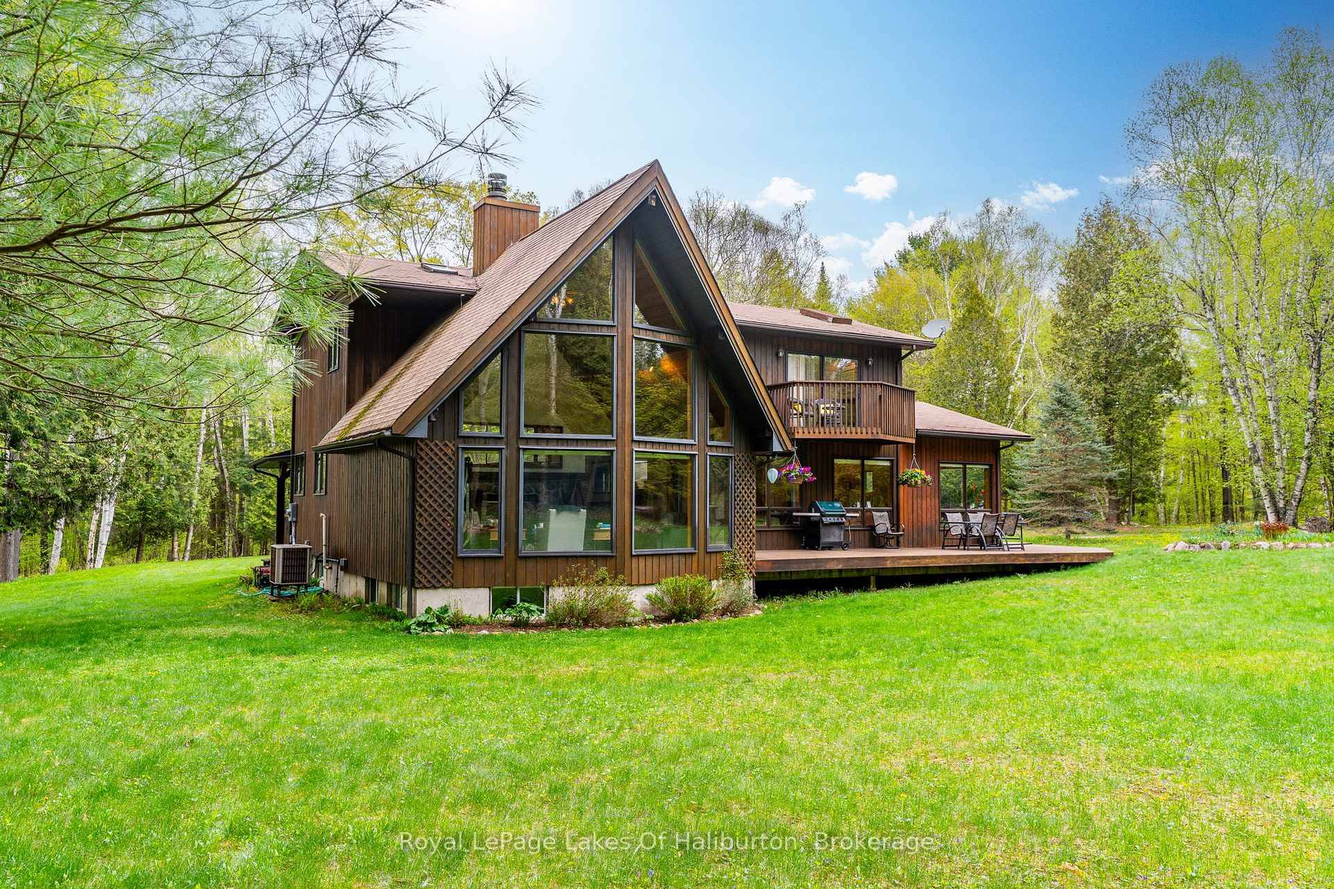 Set in a peaceful, park like setting on a level and beautifully landscaped lot, this spacious 3 bedroom, 2 storey family home offers the perfect blend of comfort, function amp ...