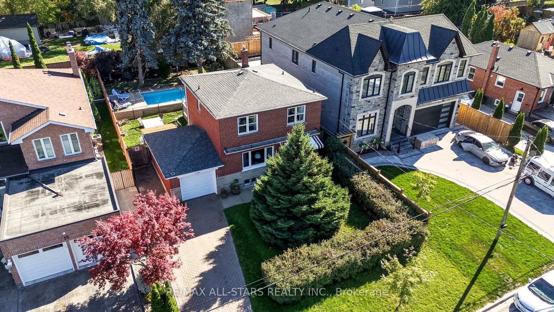 OFFERS ANYTIME ! Welcome to this rarely offered detached 2 story home on a private 50 x 125 ft lot in the heart of Scarborough Village.