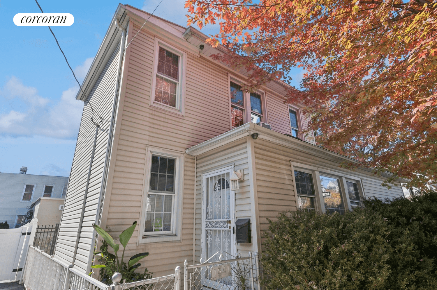 1541 Overing Street is a single family house located in Bronx, NY.