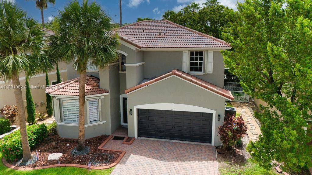 This tech laden SMART home in the tranquil gated community of Vizcaya is a SMART choice !