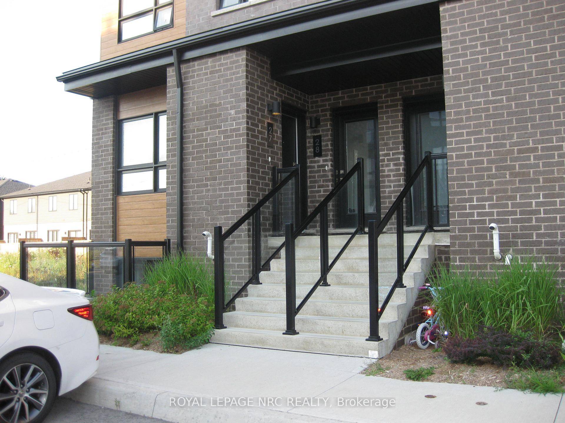 The Cannery District was designed to offer new stylish living in the heart of Niagara.