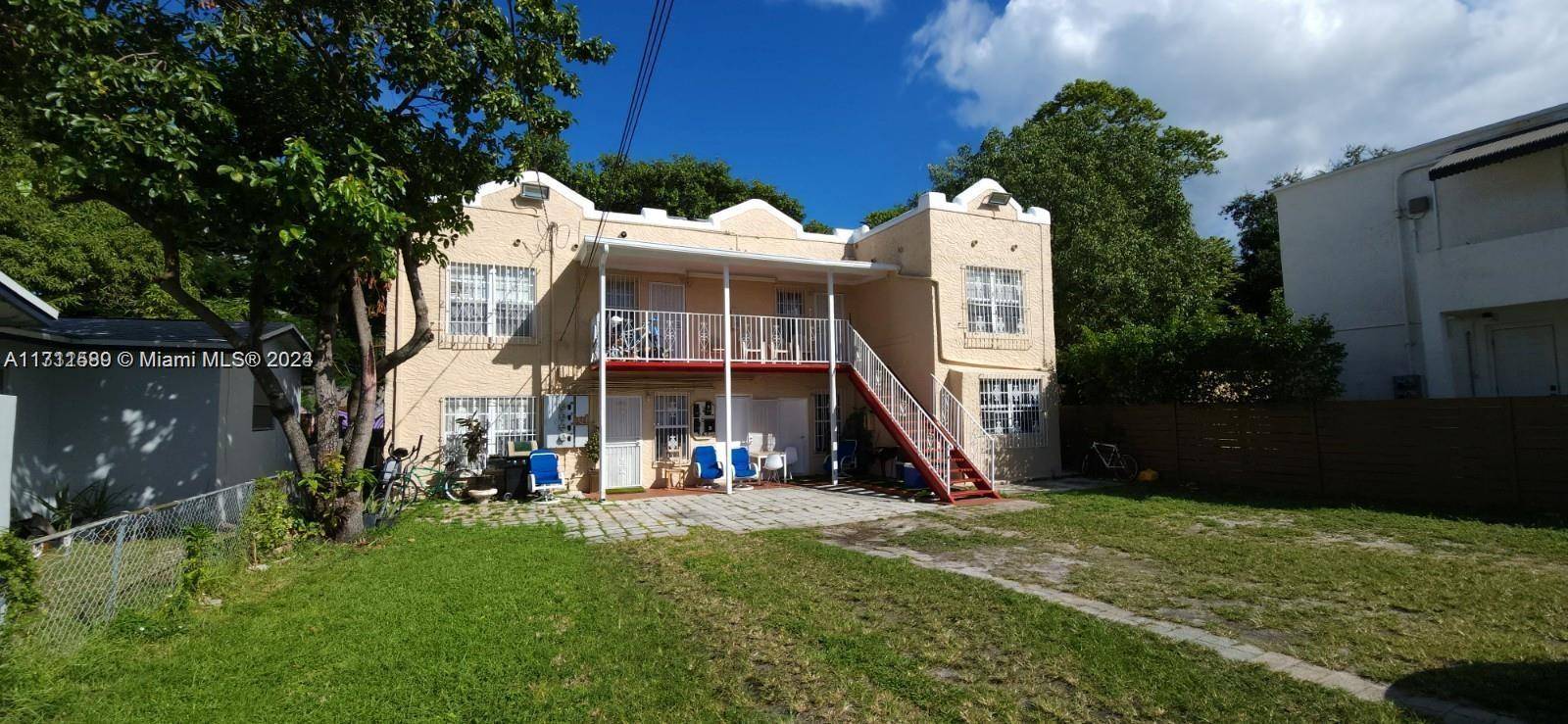 Great opportunity in Wynwood to own a 4 plex with tons of potential.