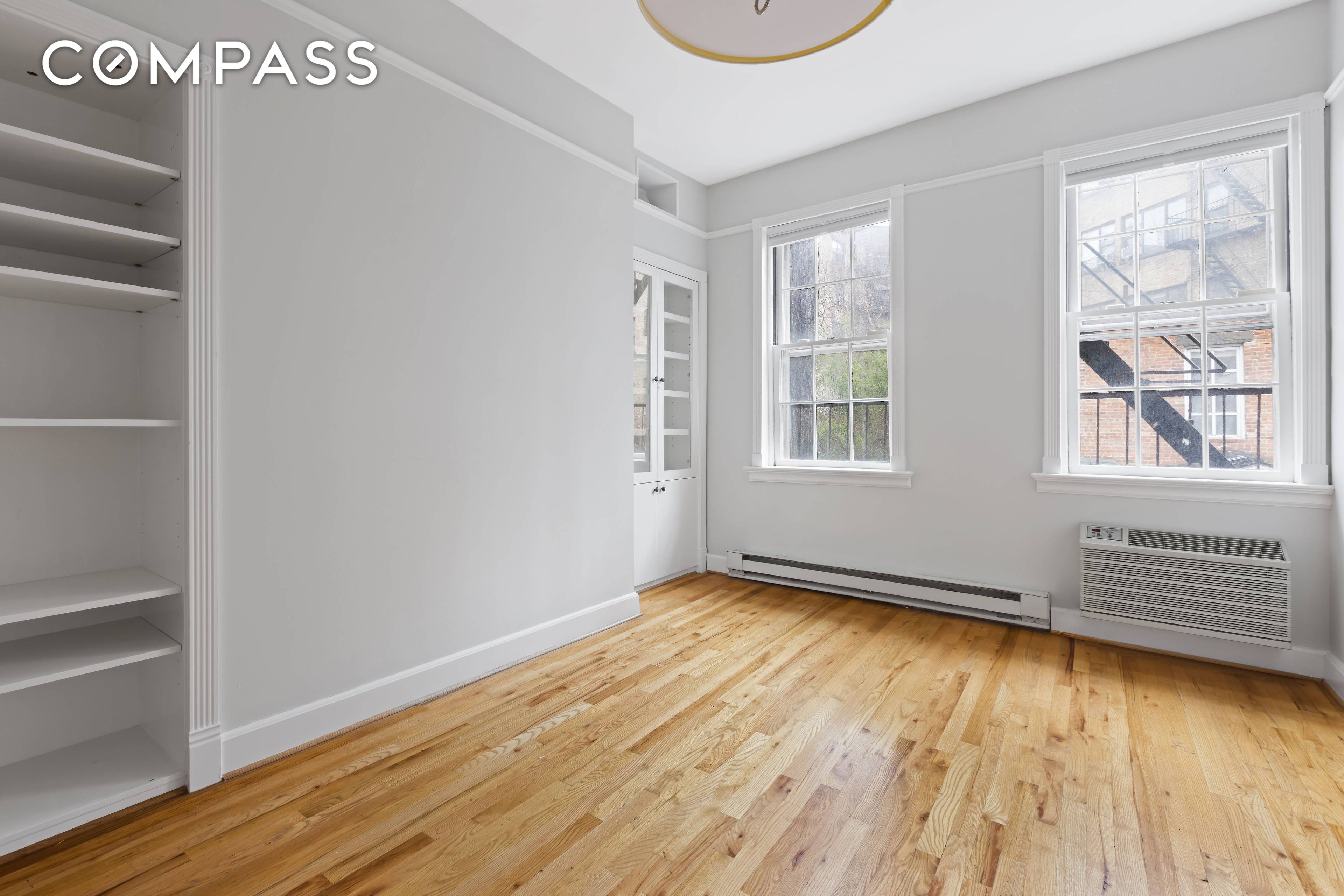 TOWNHOUSE WITH GARDEN amp ; CARRIAGE HOUSE 10 Bedford Street presents a rare opportunity to restore an over 19 wide 1830s townhouse on an extra deep lot with a separate ...