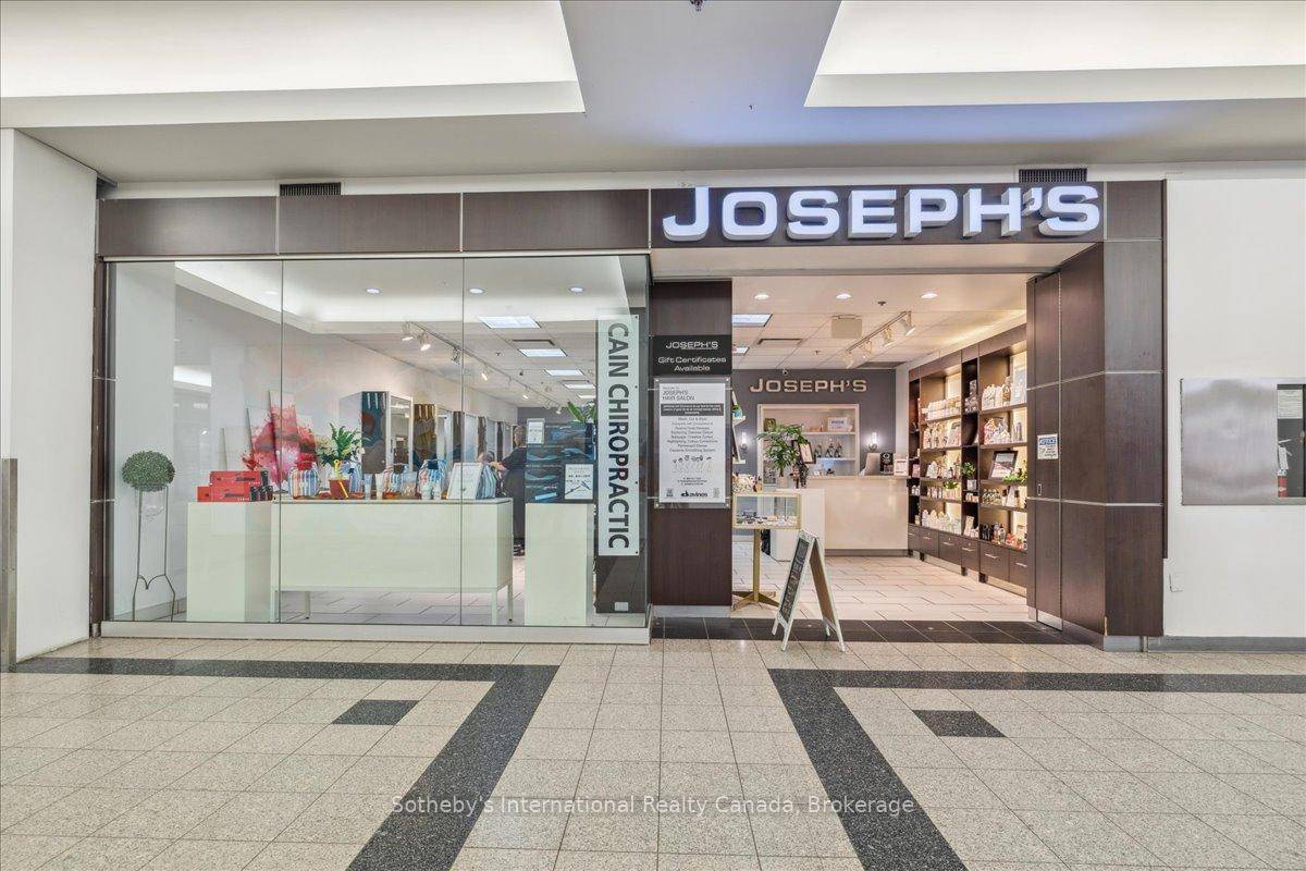 Established high traffic salon space available for sale in high traffic Jackson Square Mall !