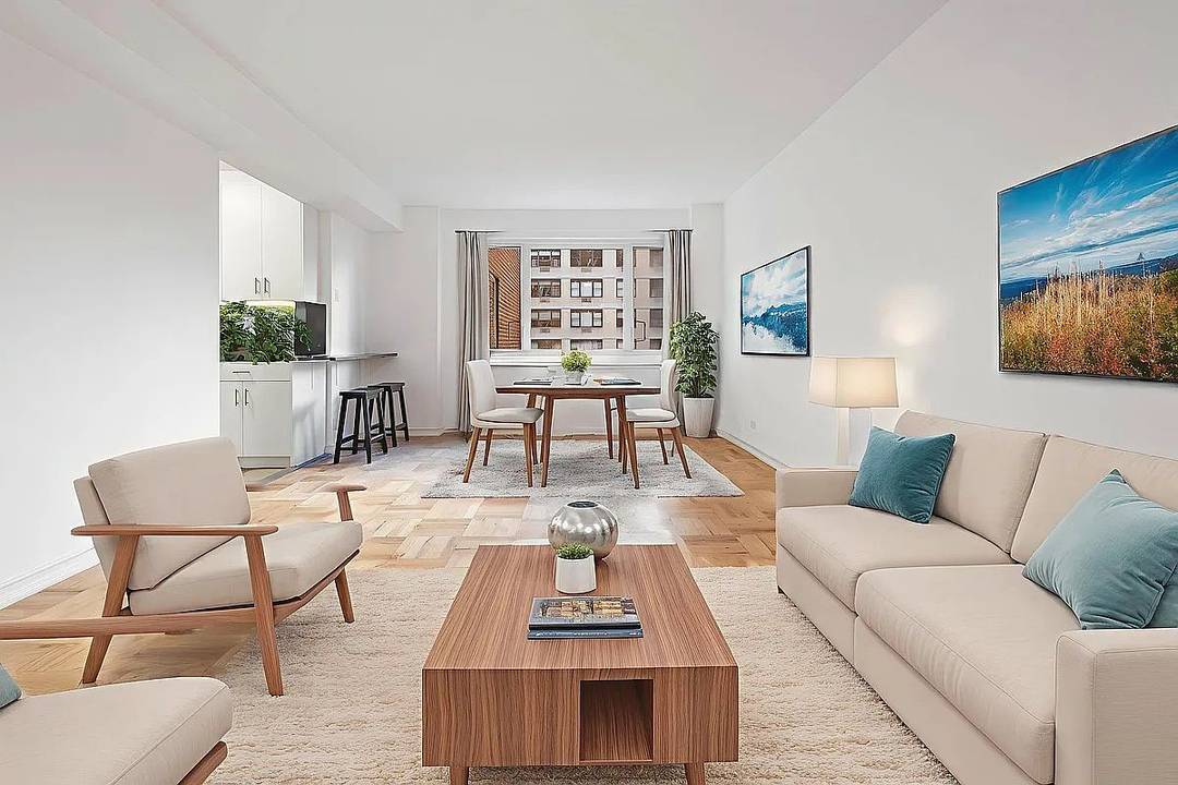 Newly renovated ! 4 Closets !