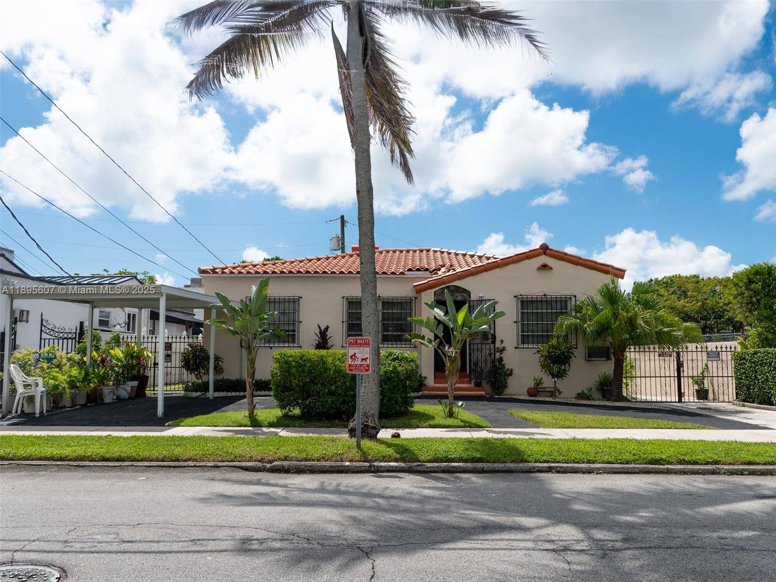 Investor Opportunity ! Great location, location, location, next to The Roads, close to Brickell and Coral Gables, Miami s most desirable neighborhoods.