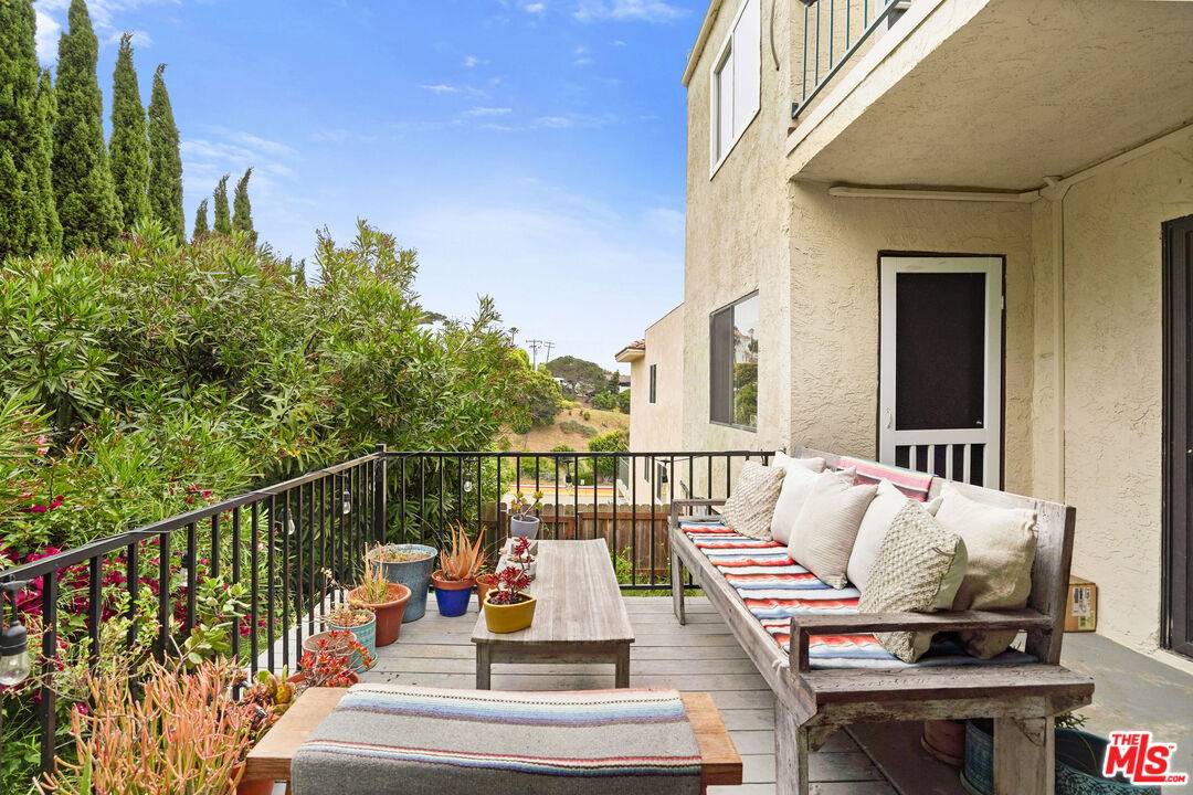6472   Cavalleri Rd 2BR Malibu La