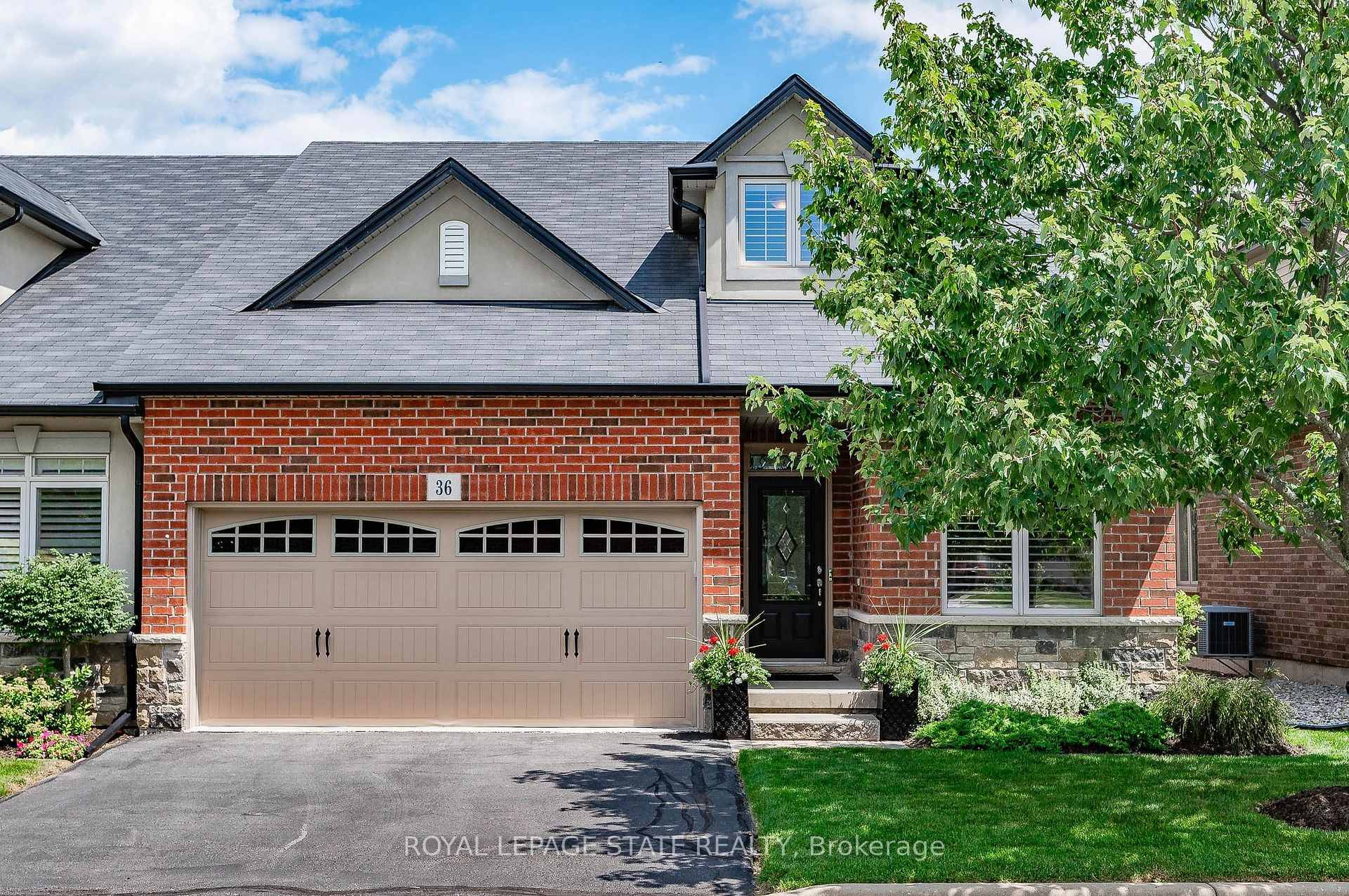 Welcome to The Bungalows of Ancaster South an exclusive enclave of executive homes tucked away in one of Ancasters most desirable locations.