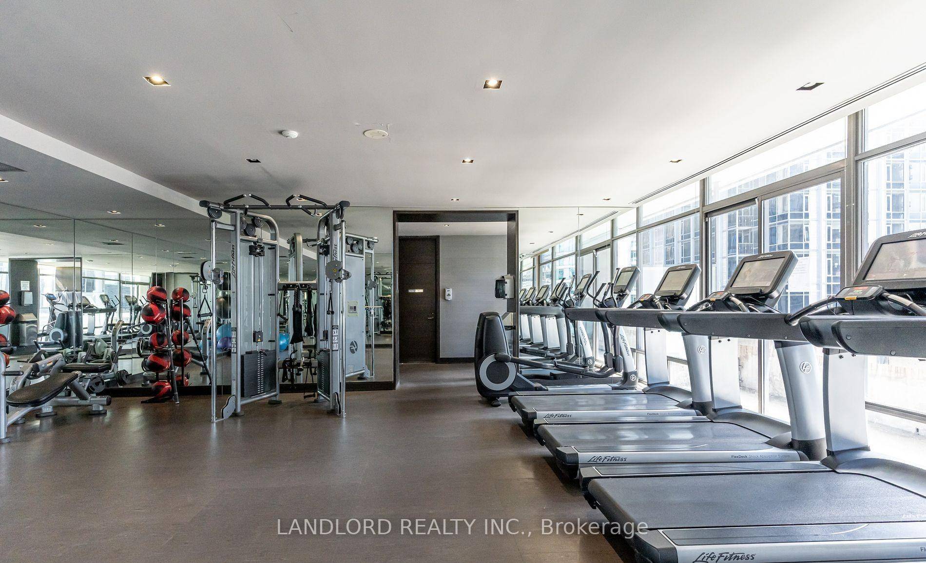 Rare and exciting opportunity to own 1 of only 97 suites in this 7 storey boutique building tucked away in the heart of bustling Yorkville.