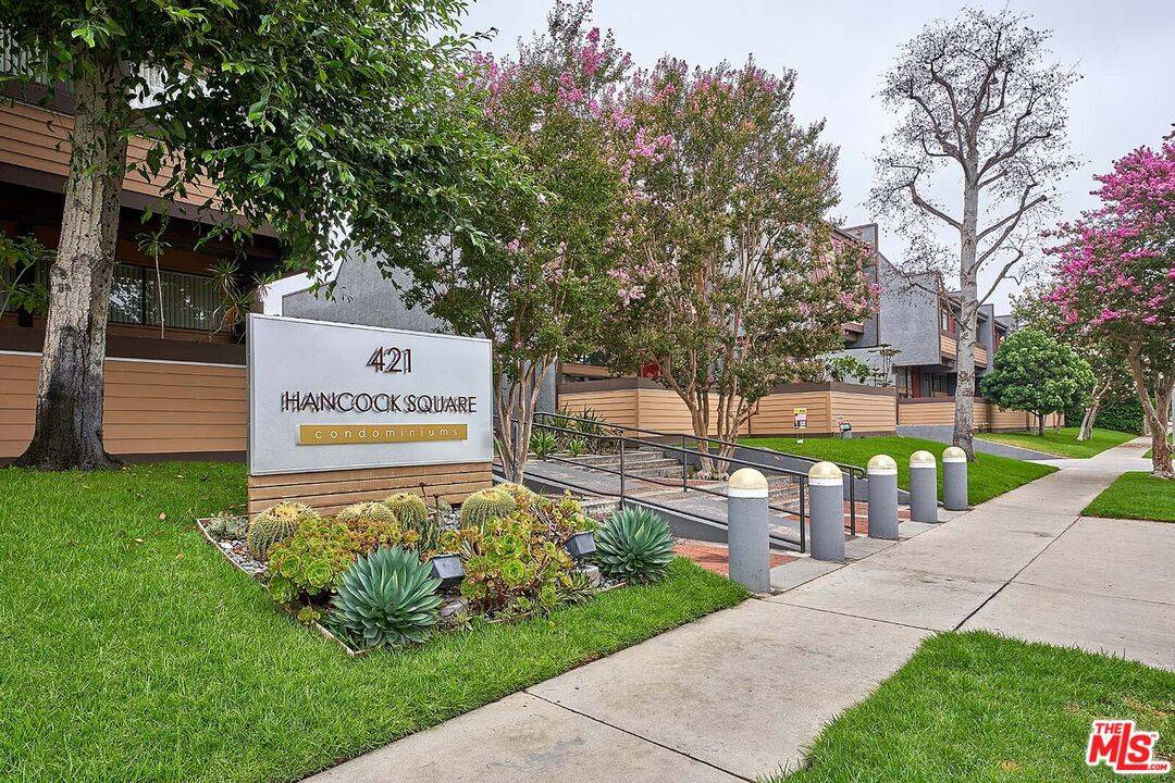 421  S Van Ness Ave 2BR La