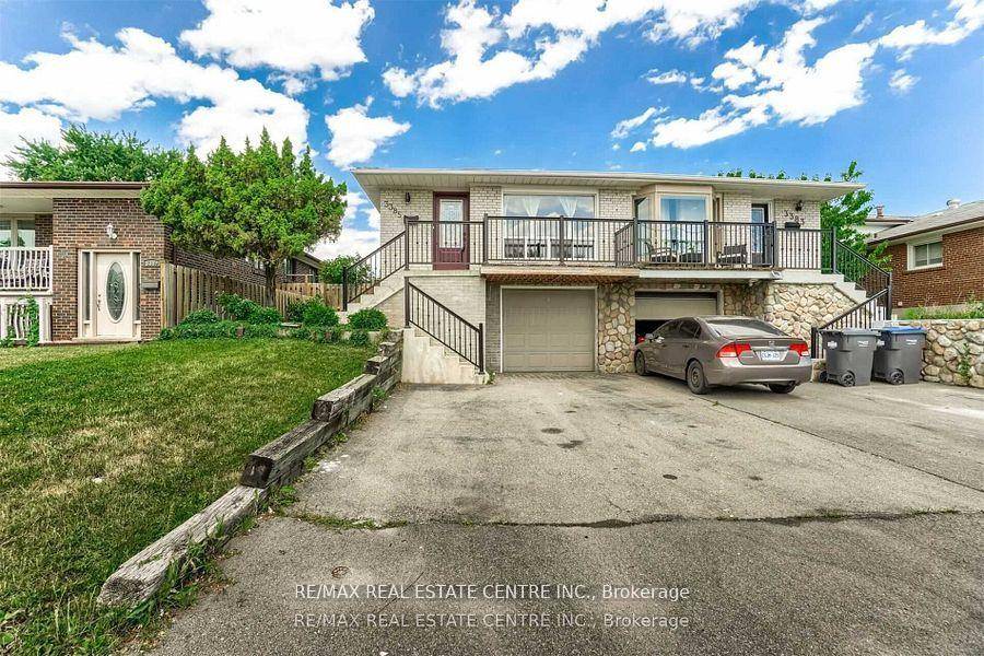 Upgraded amp ; Freshly Painted Semi Detached Backsplit In Prime Location In Erindale.