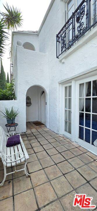 137 S Rexford Dr 3BR Beverly Hills La