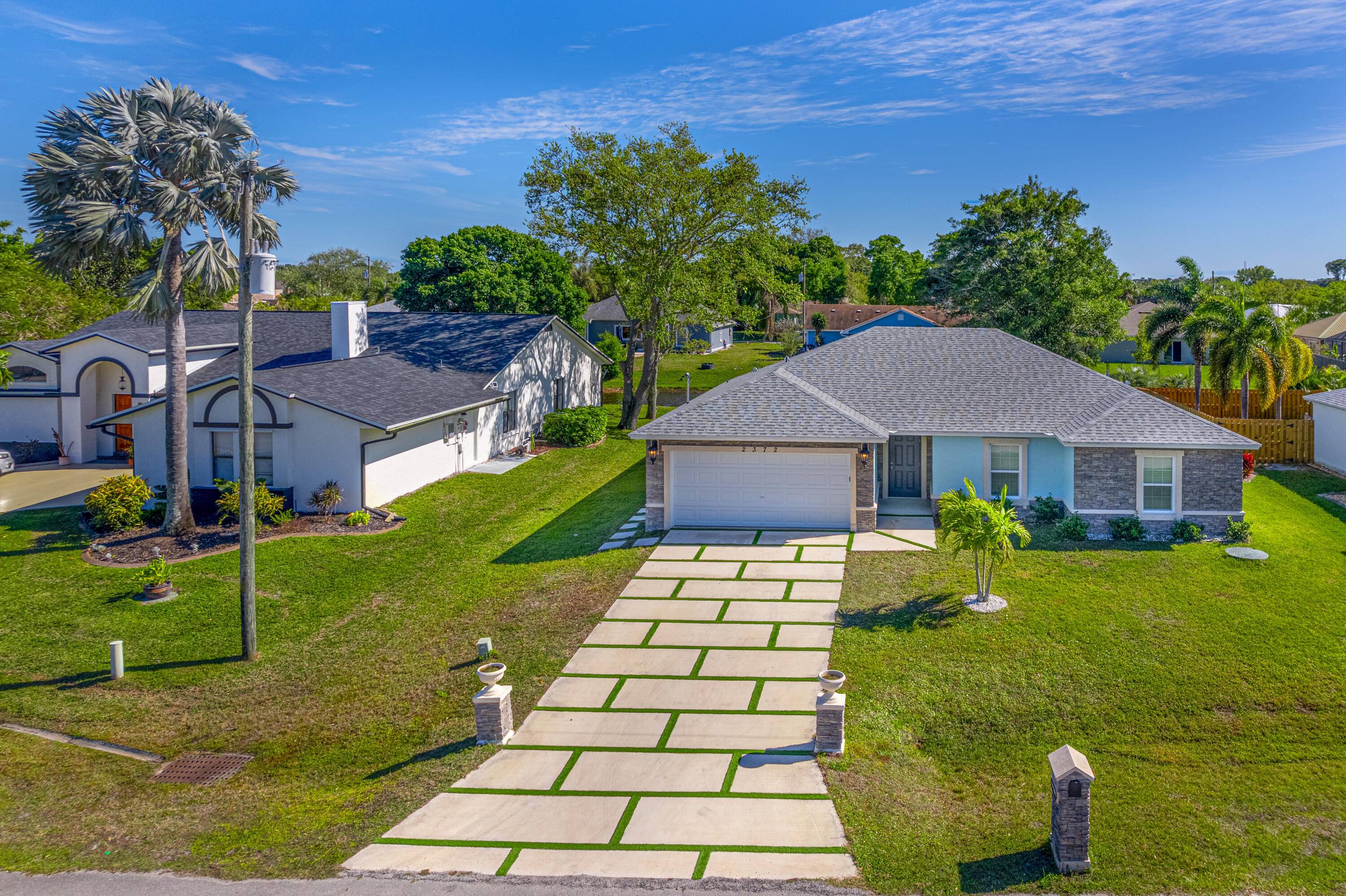 NEW CONSTRUCTION with NO HOA RESTRICTIONS !