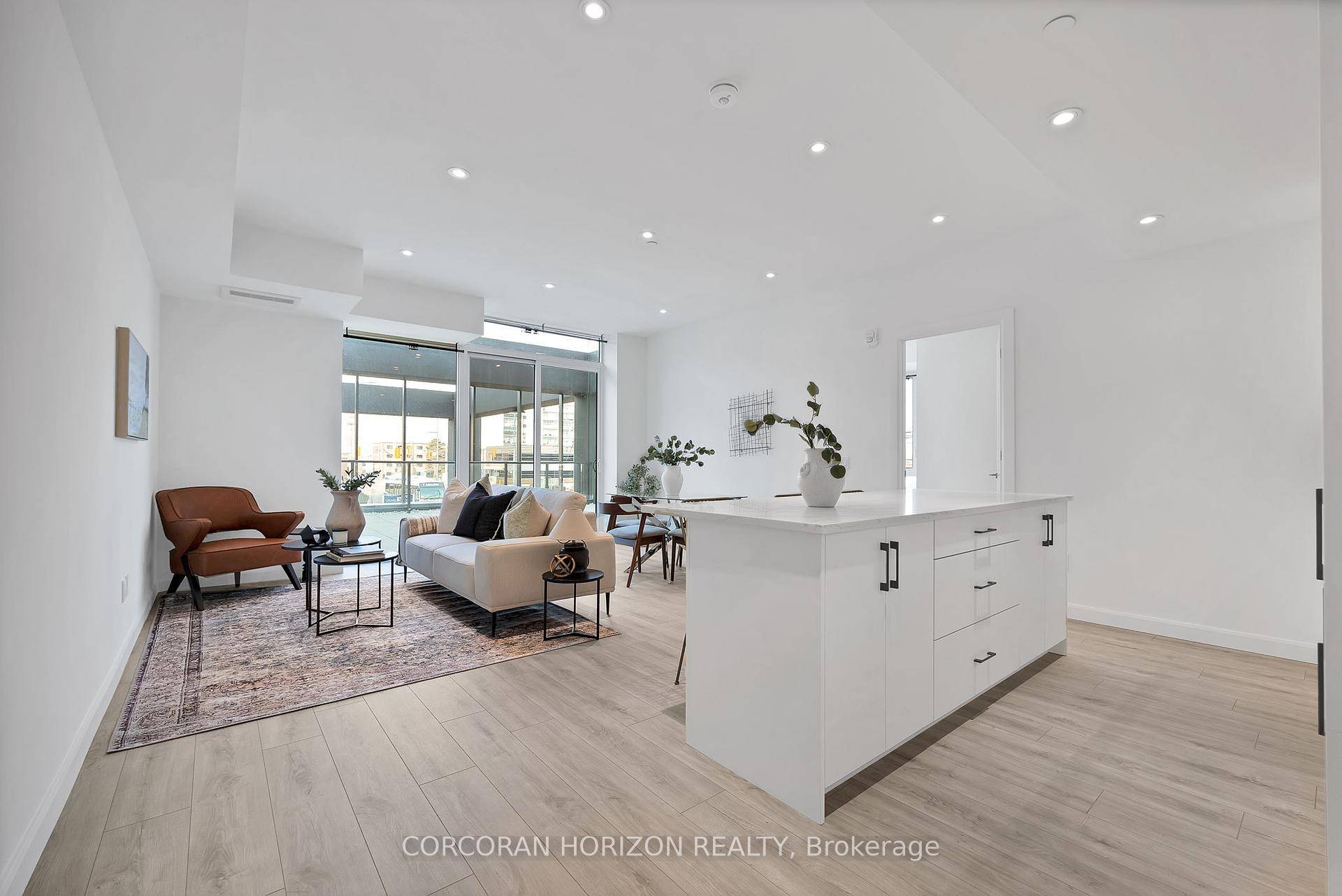 Introducing 202 741 King St.