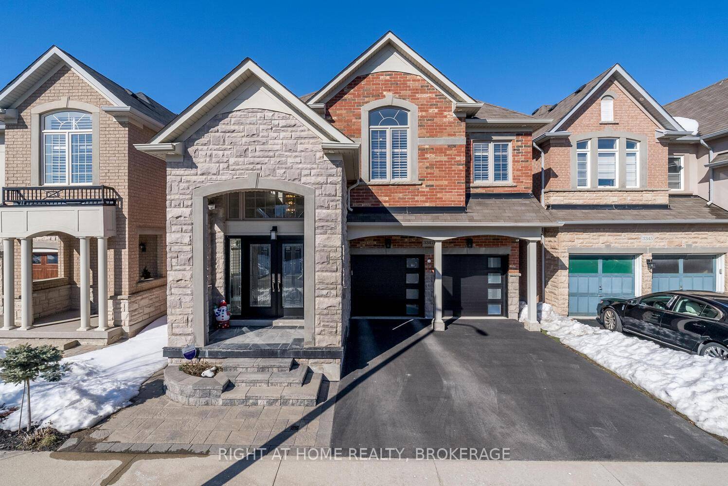 Spacious, Upgraded 4 Bedroom Detached In Family Friendly Alton Village !