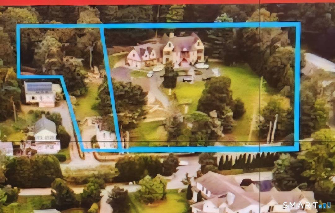 A Landmark Estate Offering Privacy, Craftsmanship, and a Refined Coastal New England Lifestyle.