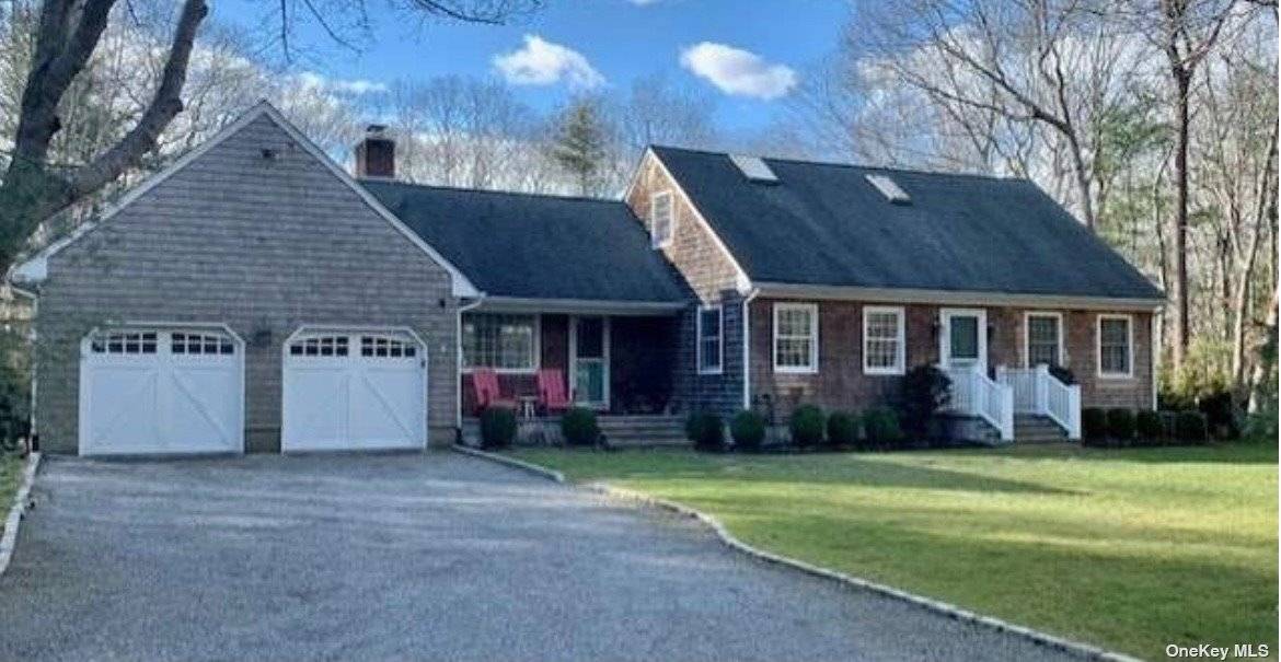 37 Foster Road, Quogue NY 11959