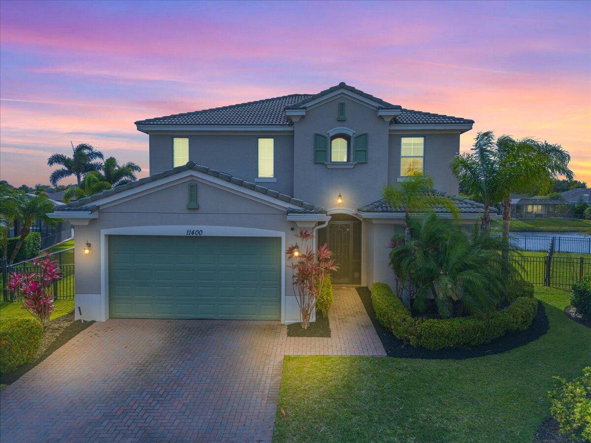Experience Lakefront Living at Its Finest.