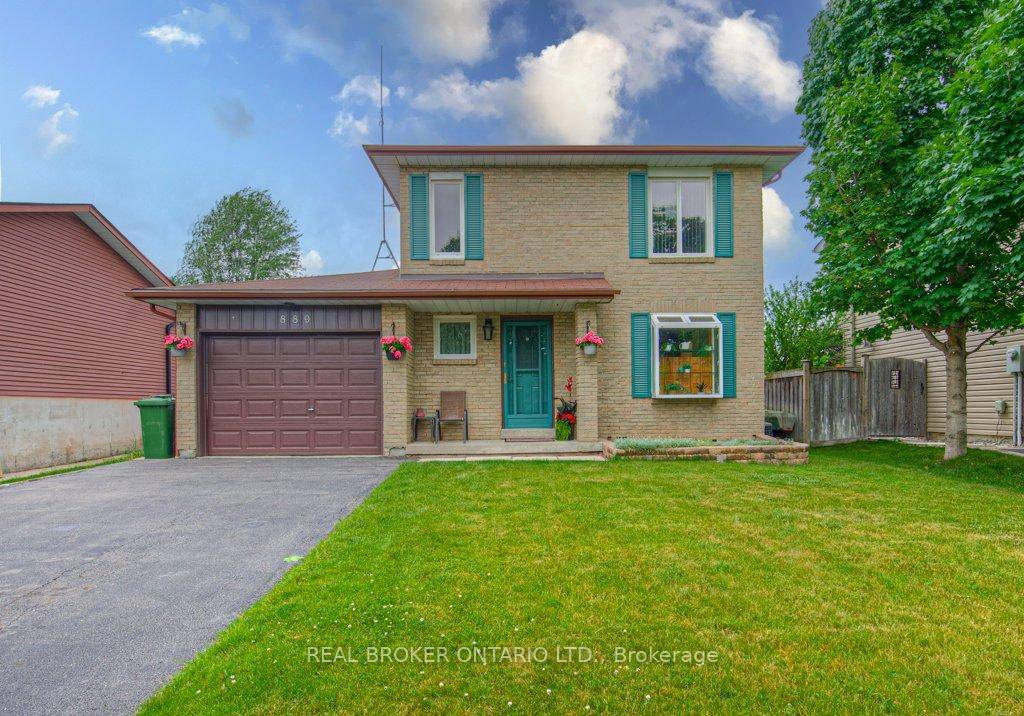 Welcome to 889 Morley Avenue, nestled in the heart of Timberlea, one of Miltons most established and young executive neighbourhoods.