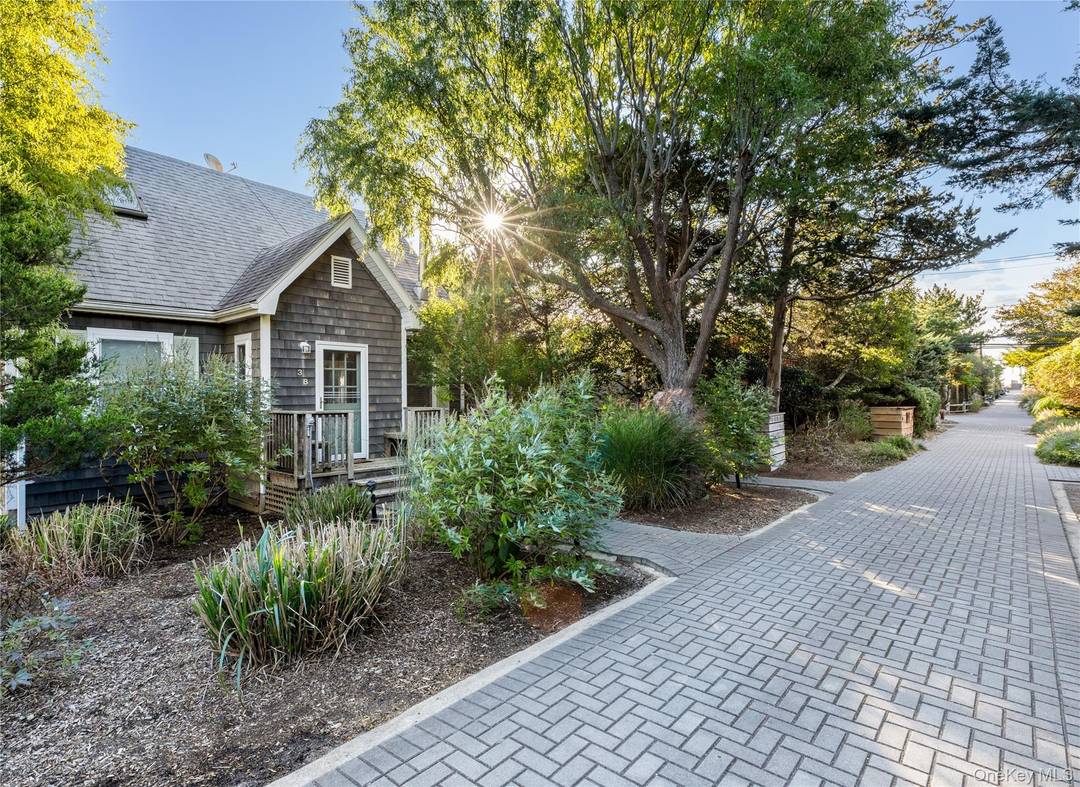 This classic Seaview gem offers a timeless charm with a bright, open layout.