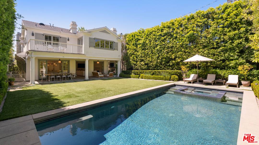 146  N Carmelina Ave 6BR Brentwood La