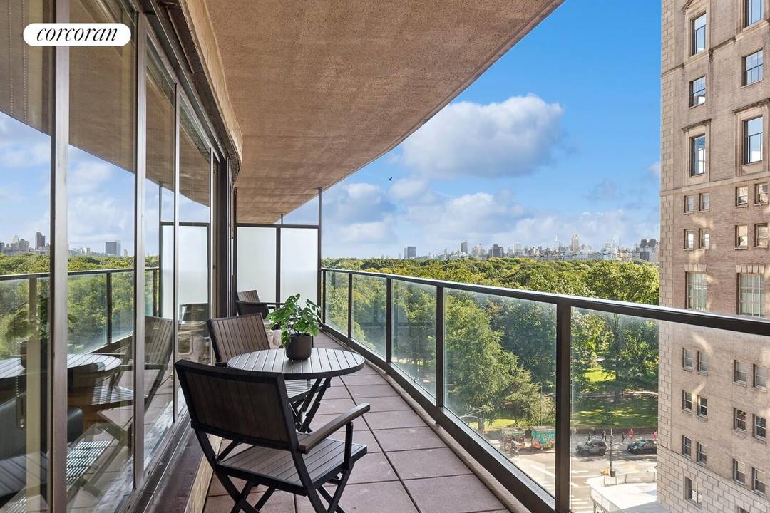 200 Central Park South Apartment 9H features a spacious one bedroom Coop with large outdoor space in a luxury building across Central Park.