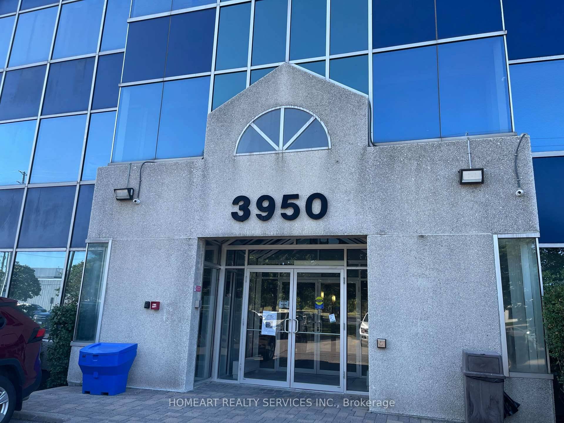 Popular Professional Office Condo In The Heart of Markham Milliken Mills West Area, 1407 Sq Ft Ready For Professional Office Use.