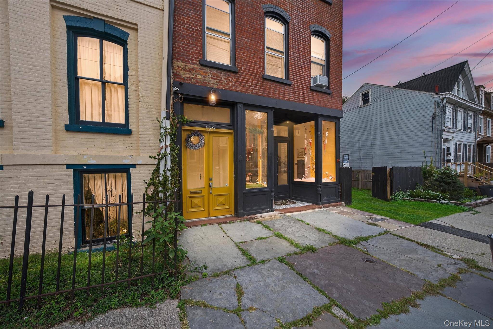 Located in the heart of Newburgh s Historic District, this fully leased three story mixed use building on an expanded lot includes a commercial storefront, a garden level studio, and ...