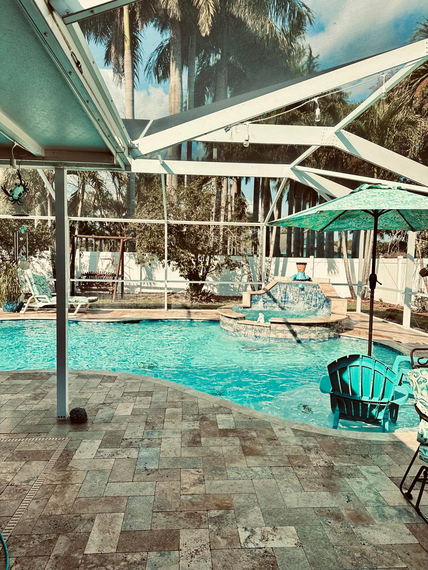 Charming 3 2 Home, located in the heart of Royal Palm Beach in a vibrant neighborhood, perfect blend of convenience Stores and Restaurants.