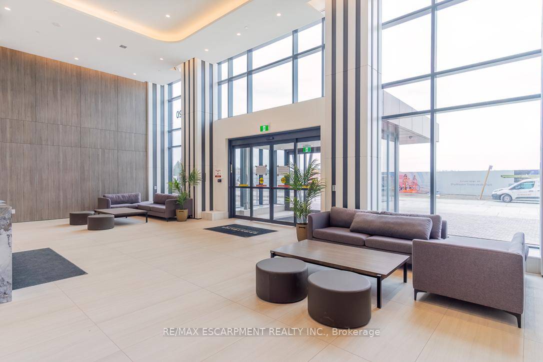 Welcome Home to the Award Winning Brightwater Community in the Heart of Port Credit !