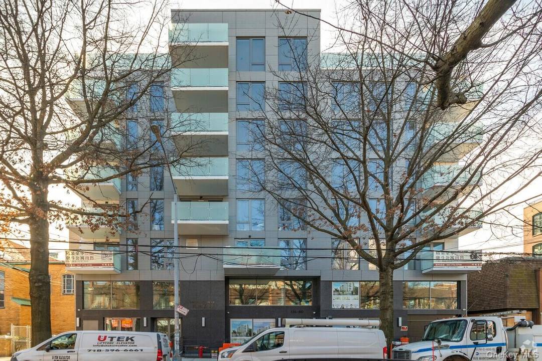 Immediately Occupancy. Newly built luxury condo.