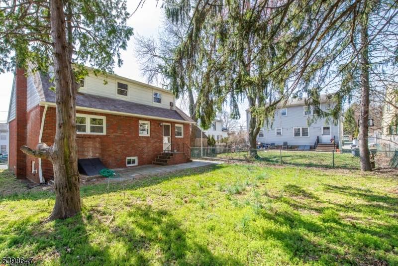 Solid 2 Family Investment Opportunity !