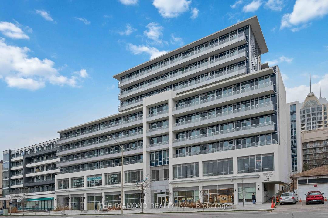 Welcome To This Stunning, 4 Year New amp ; Custom Liberty Built Condominium Nestled In The Heart Of Bayview Village !