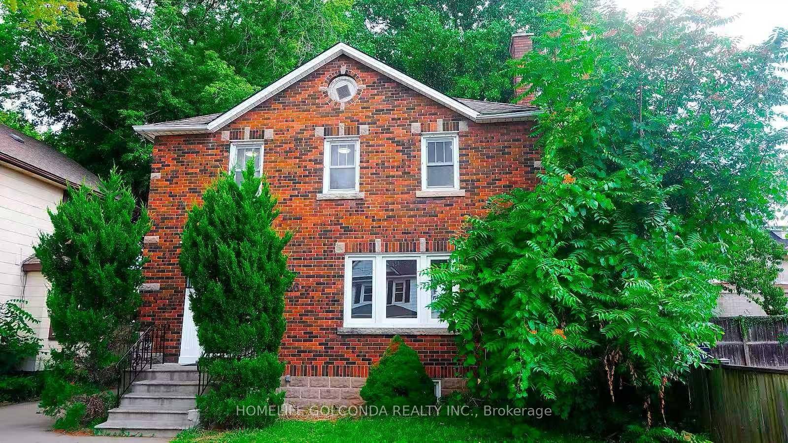 This is an all brick home with 5 spacious bedrooms, located in a central neighbourhood of Niagara falls.