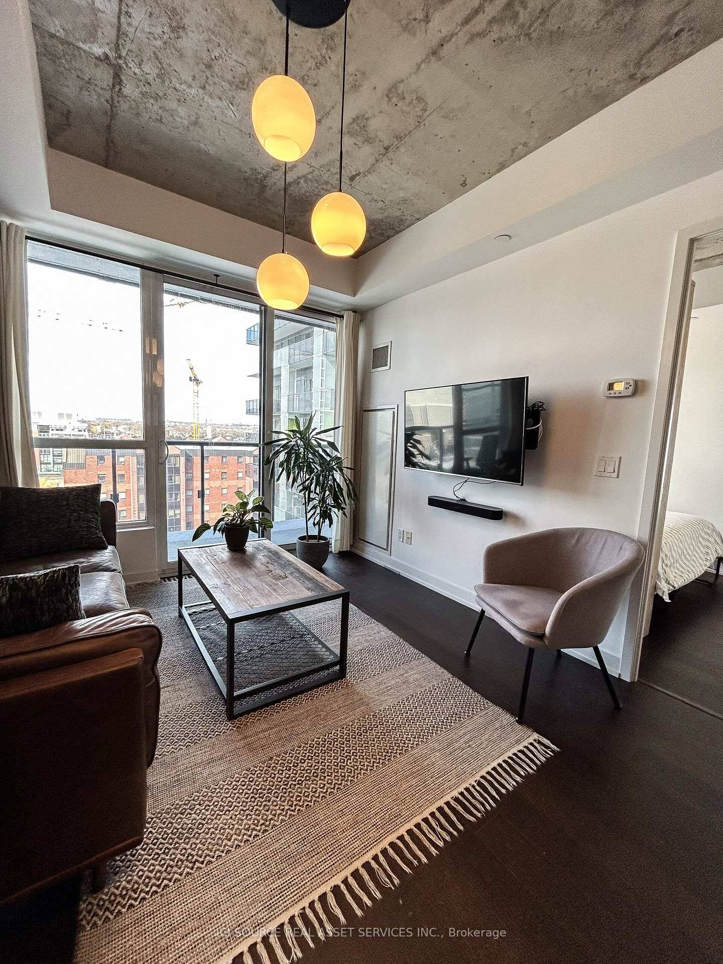 1 bedroom, 1 bathroom for sale in DNA3 in King West Village, Toronto.