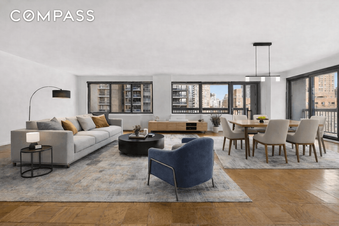 Unit 705 at 300 East 59th Street is an exceptionally spacious and thoughtfully configured residence, created through the seamless combination of the 04 and 05 lines.