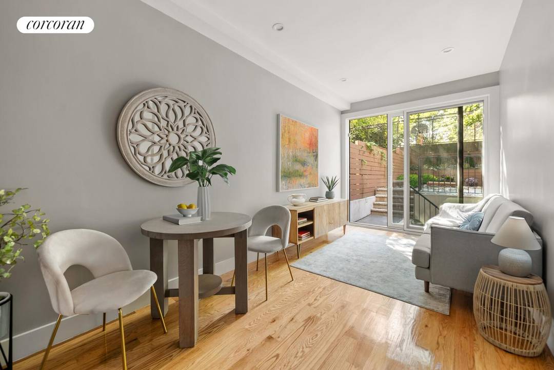 Welcome to Residence 1B at 1226 St.